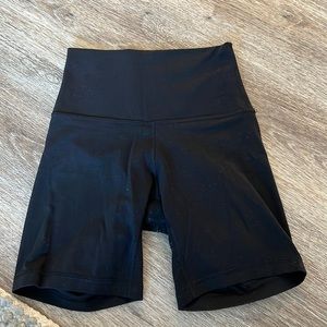 Lululemon Align 6” Shorts